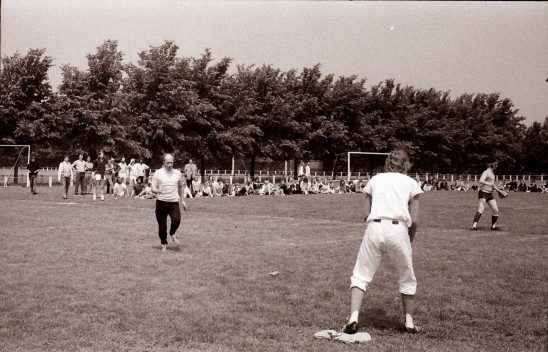 1971 honkbal 05 Martin Jager, Frank Groenendal, Peter Over, Jan Deckwitz, Arie Guldemond, en vele anderen